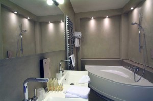Hôtel 4 étoiles - Salle de bain - La Montagne de Brancion entre Tournus et Cluny